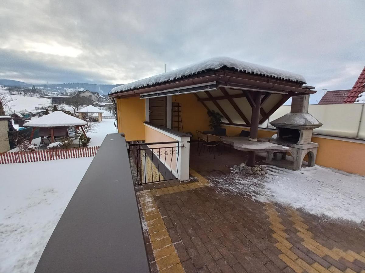 Apartman Elegant 2 Bešeňová Zewnętrze zdjęcie